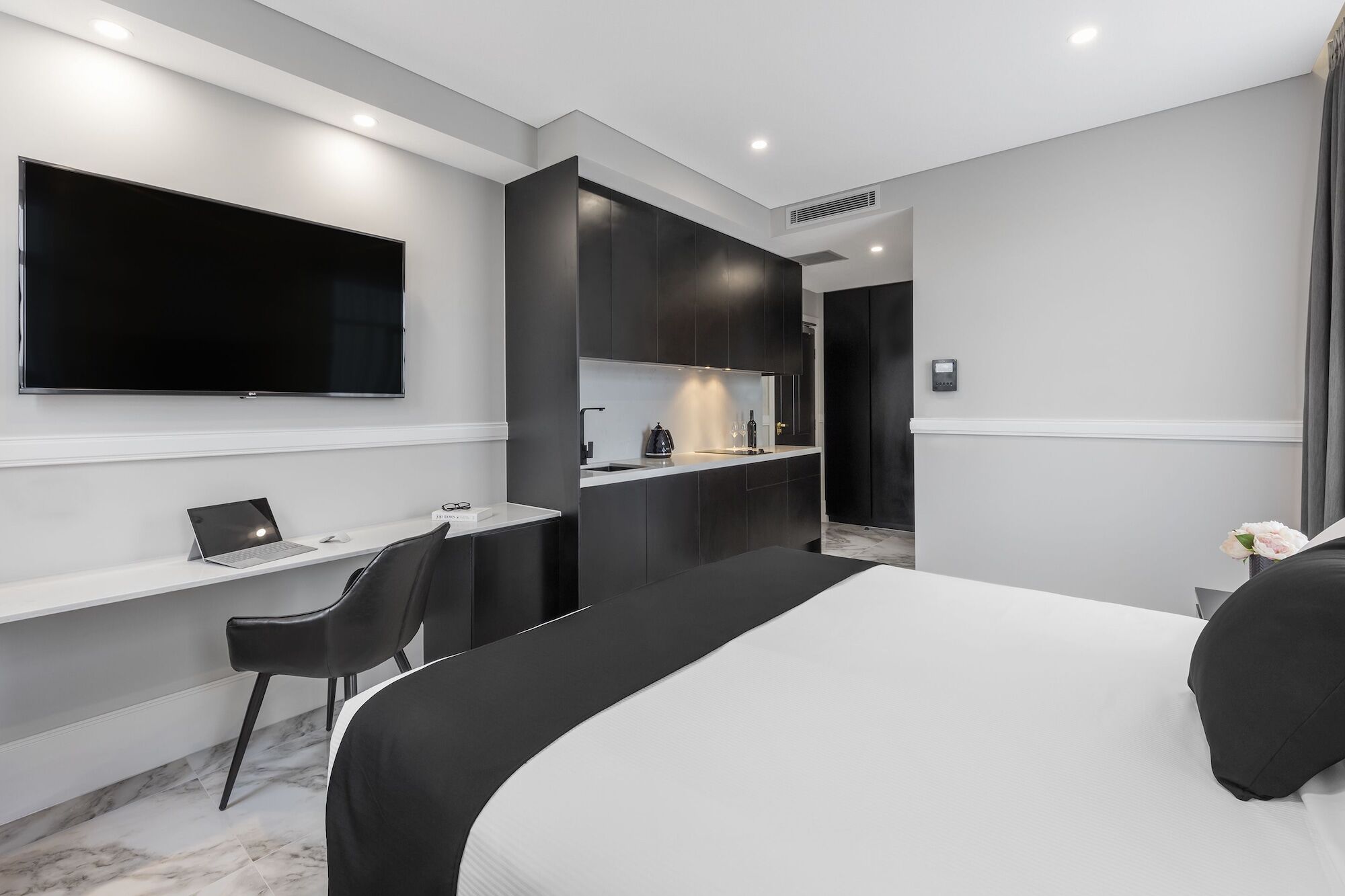 Holiday Inn & Suites - Parramatta Marsden Street By Ihg Sydney Exterior photo